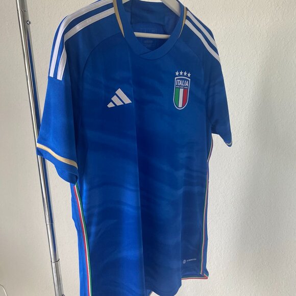 Adidas Italy National Team Home Soccer Jersey. - Picture 3 of 16